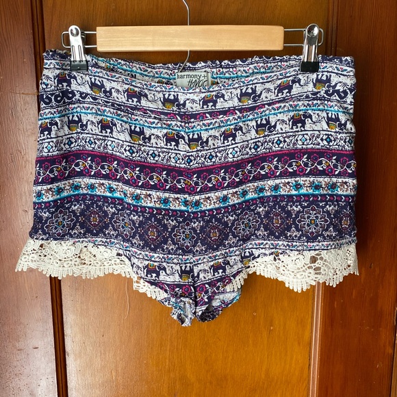 Elephant Print Shorts - Picture 2 of 6